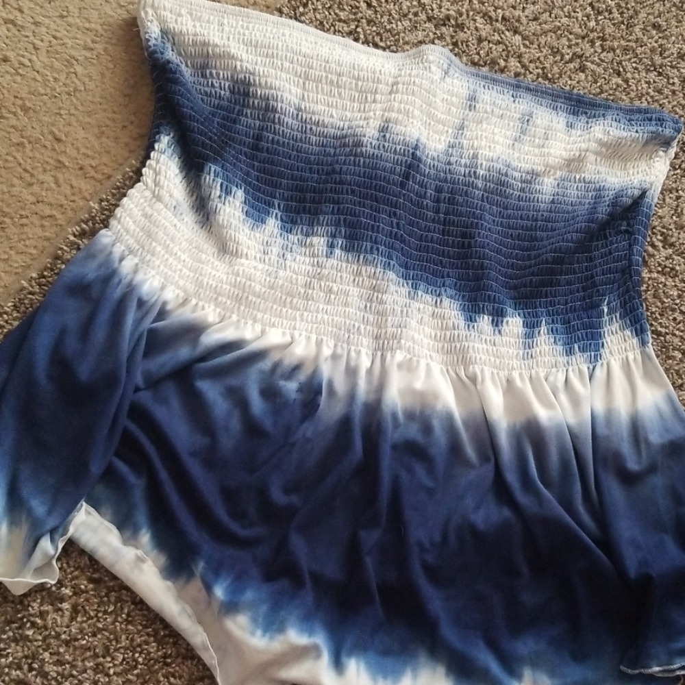 Strapless top